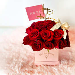 Mini Pink Box Red Roses & Topper