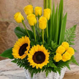 Sunflower & Yellow Roses Basket – Same Day Delivery San Antonio