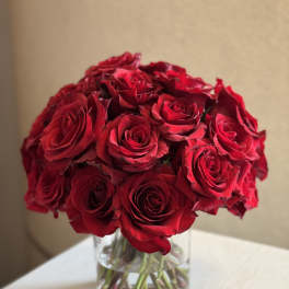 Classic Crimson Rose Arrangement