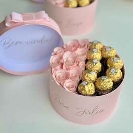 baby pink roses and chocolate gift box
