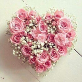 Beautiful pink flowers box