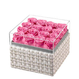 Preserved light pink roses luxury box