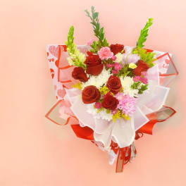 Romantic seasonal flower bouquet