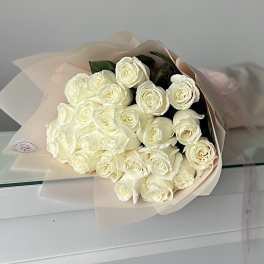 25 White Roses Bouquet