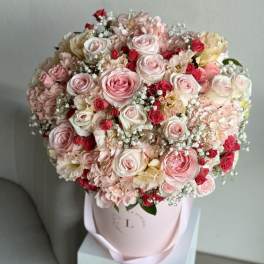 Sophia's Blush Bouquet