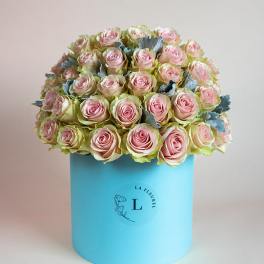 Frutteto Roses in a Tiffany Box