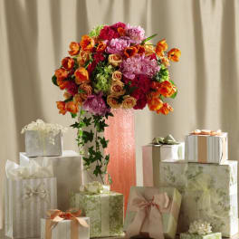 Gift table arrangmement in rental glass