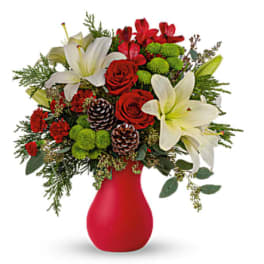 Teleflora's Yuletide Greetings Bouquet