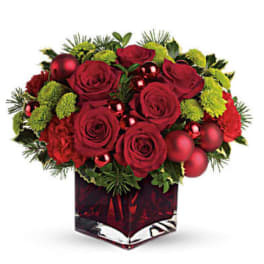 Teleflora's Merry & Bright