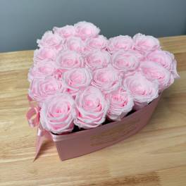 Everlasting Heart Signature Box - pink on pink