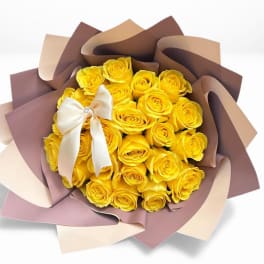 Spring yellow Roses & color paper