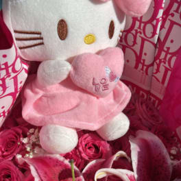 Hello Kitty Ramo Buchón (25 Rose count)