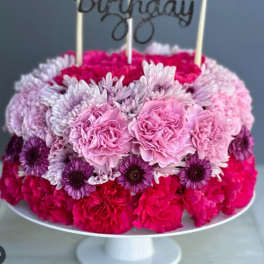 Bloomberry Birthday Cake – Floral-Inspired Celebration Dessert