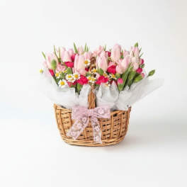 Blush Meadow Basket