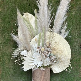 Dried Neutral Arrangement