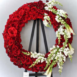 Red Rose Romance Wreath