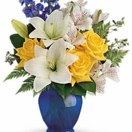 Teleflora's Oceanside Garden Bouquet