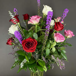 Sweetheart- Dozen Rose Arrangment