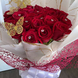 Elegant 24 Roses Bouquet