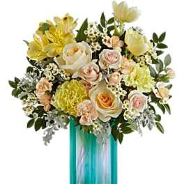 Teleflora's Lovely Luster Bouquet