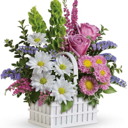 Teleflora's White Picket Bouquet
