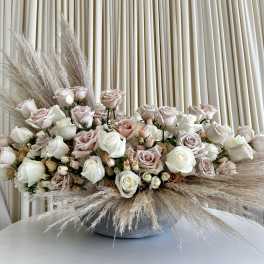 Elegant Harmony: Roses & Pampas Bliss