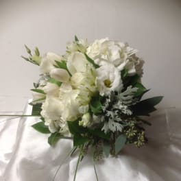 White bouquet with tulips and hydrangea-like blooms