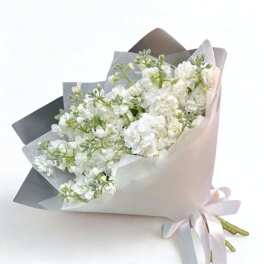 White Cloud Stock Bouquet