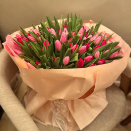Endless love 115 tulip bouquet