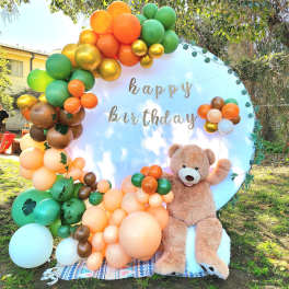 Teddy Bear Balloon Arch