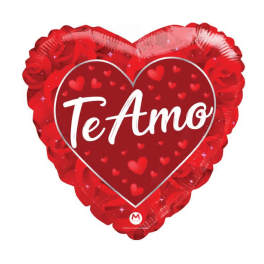 Heart-shaped red foil balloon with "Te Amo" text
