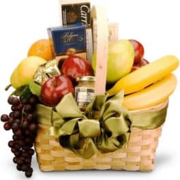 SOPHISTICATED TASTES BASKET