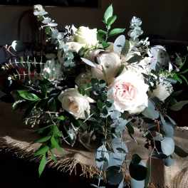 Elegant Garden Table Centerpiece