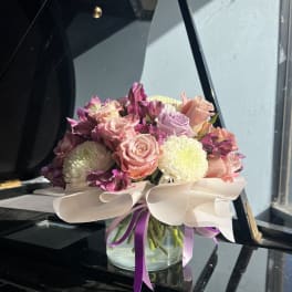 Round Vase arrangement