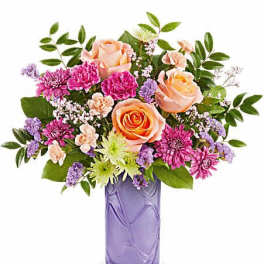 Teleflora's Pretty Daydream