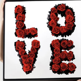 L O V E BOX