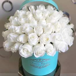 The Breakfast at Tiffany's Signature Box