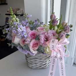 Blush Basket