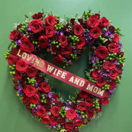 Sympathy Arrangements 55 / 5-7 Days