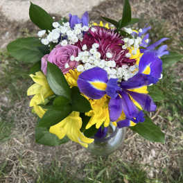 Yellow, Purple & Blue Handheld Bouquet