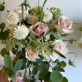 BP30 - Rose & Scabiosa Mix