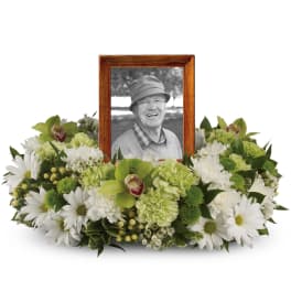 Garden Wreath by Teleflora