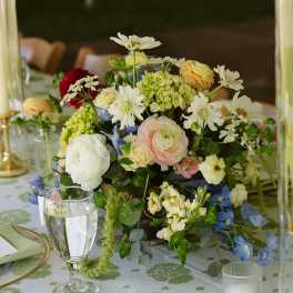 Large centerpiece