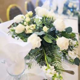 Ashley & Noe centerpiece