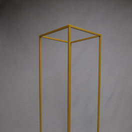 32" Gold Stand