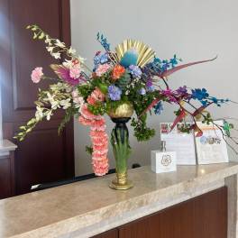 Custom themed arrangements