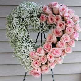Sympathy Spay Wreath 2
