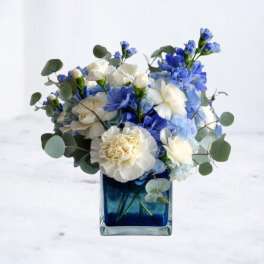 Bundle of Blooms – Baby Boy