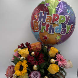Celebrating with roses and ferrero -Celebrando con rosas y ferrero