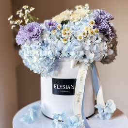Flower box in blue